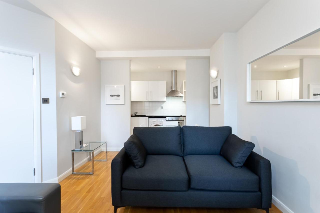 لندن Groveland Court Apartment 1 المظهر الخارجي الصورة